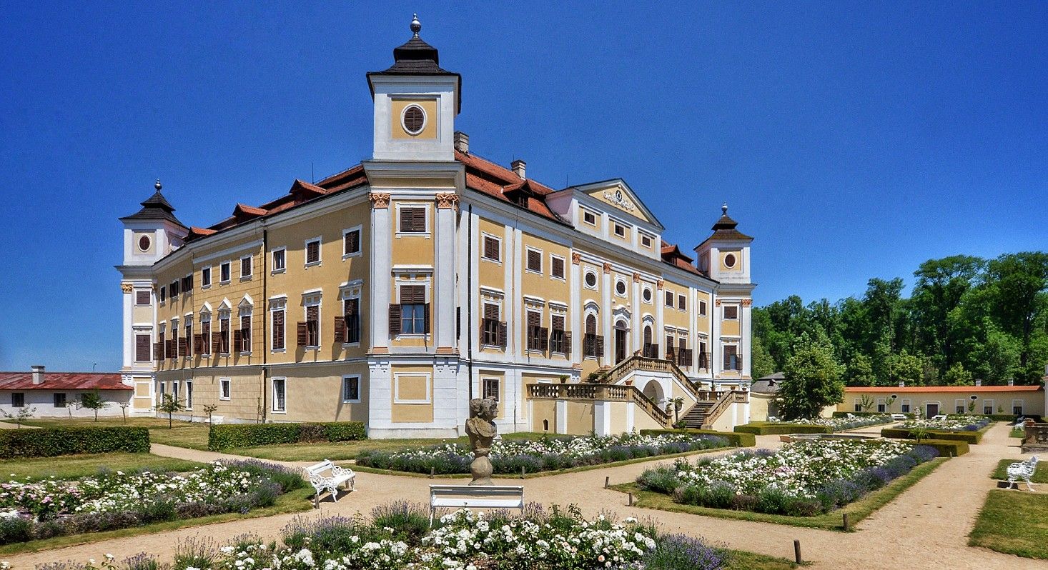 milotice-zamek